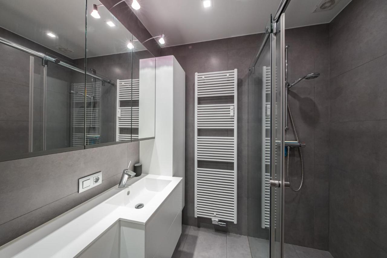 Ostend Center Parkview Apartment Free Parking Екстер'єр фото